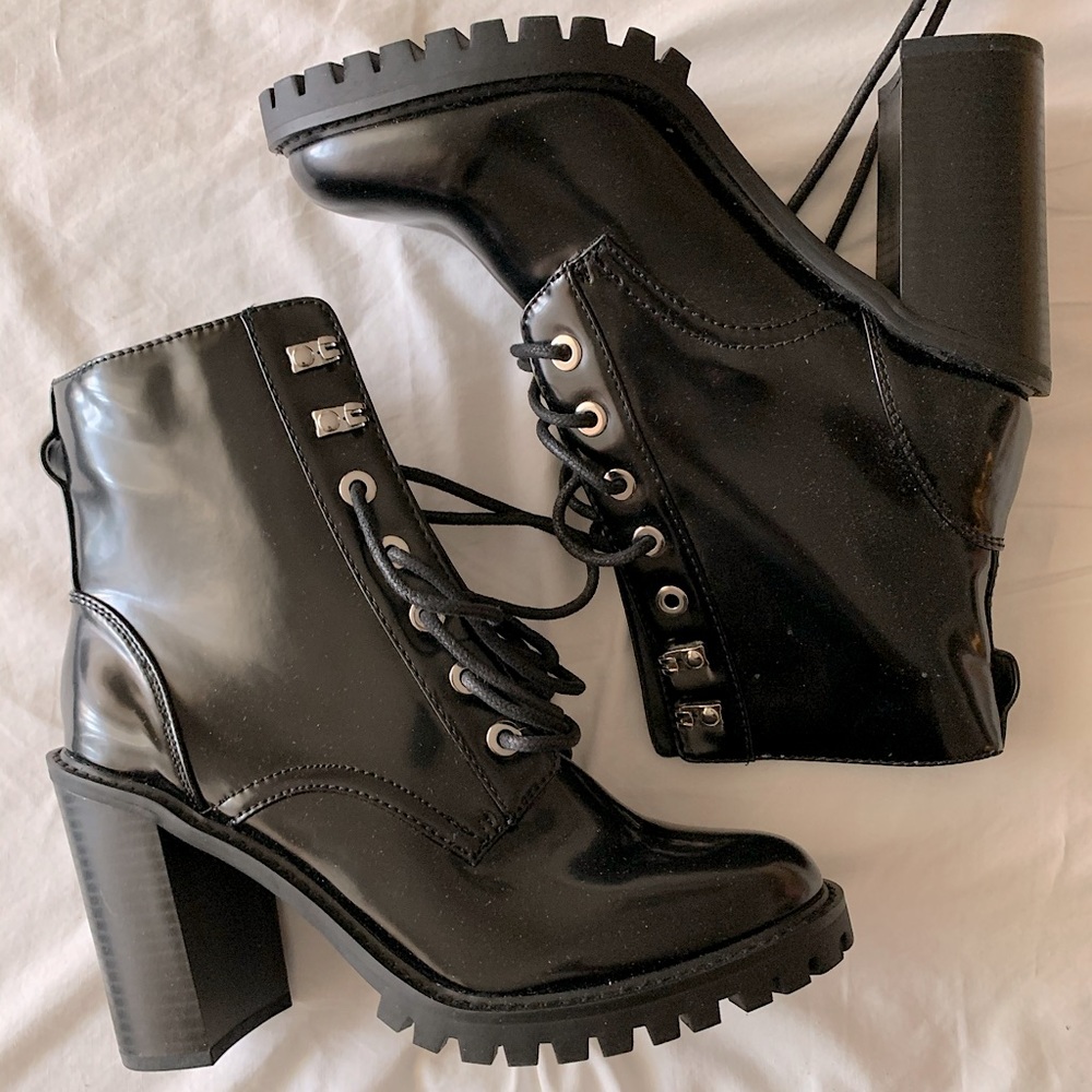 ASOS DESIGN Elm Chunky Lace Up Boots
